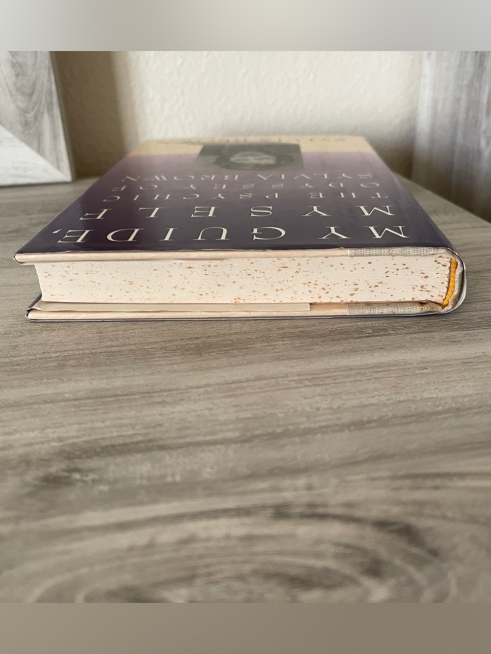 Rare Signed Sylvia Browne Book from 1990 - Picture 7 of 16